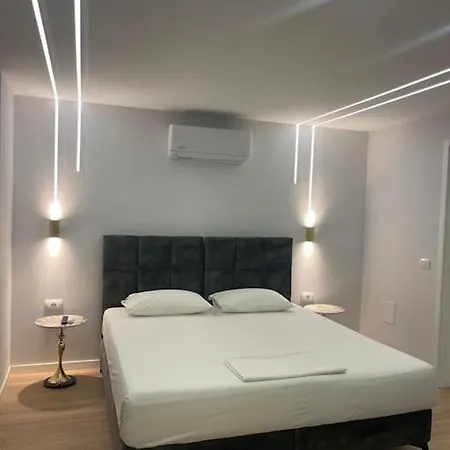 Lindi's 1 5 Apartment