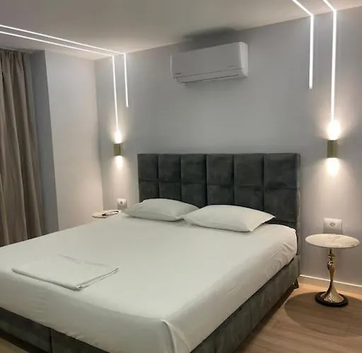 Lindi's 1 5 Appartement Tirana